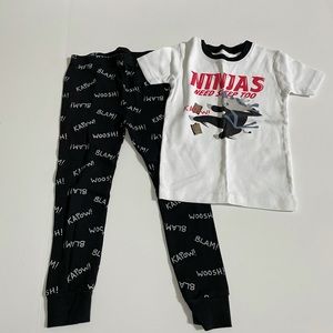 Carter’s Pajama Set Ninja